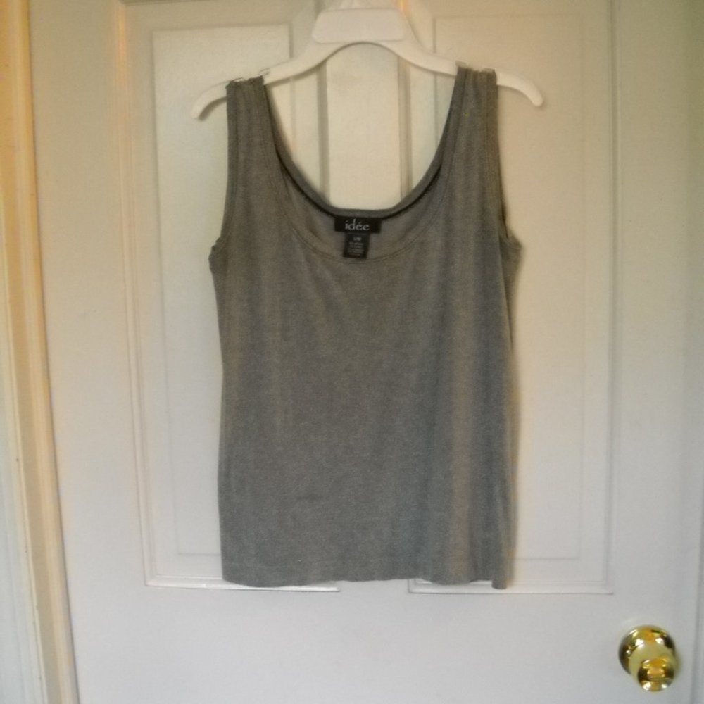 Women's idee Gray Sleeveless Top Size S